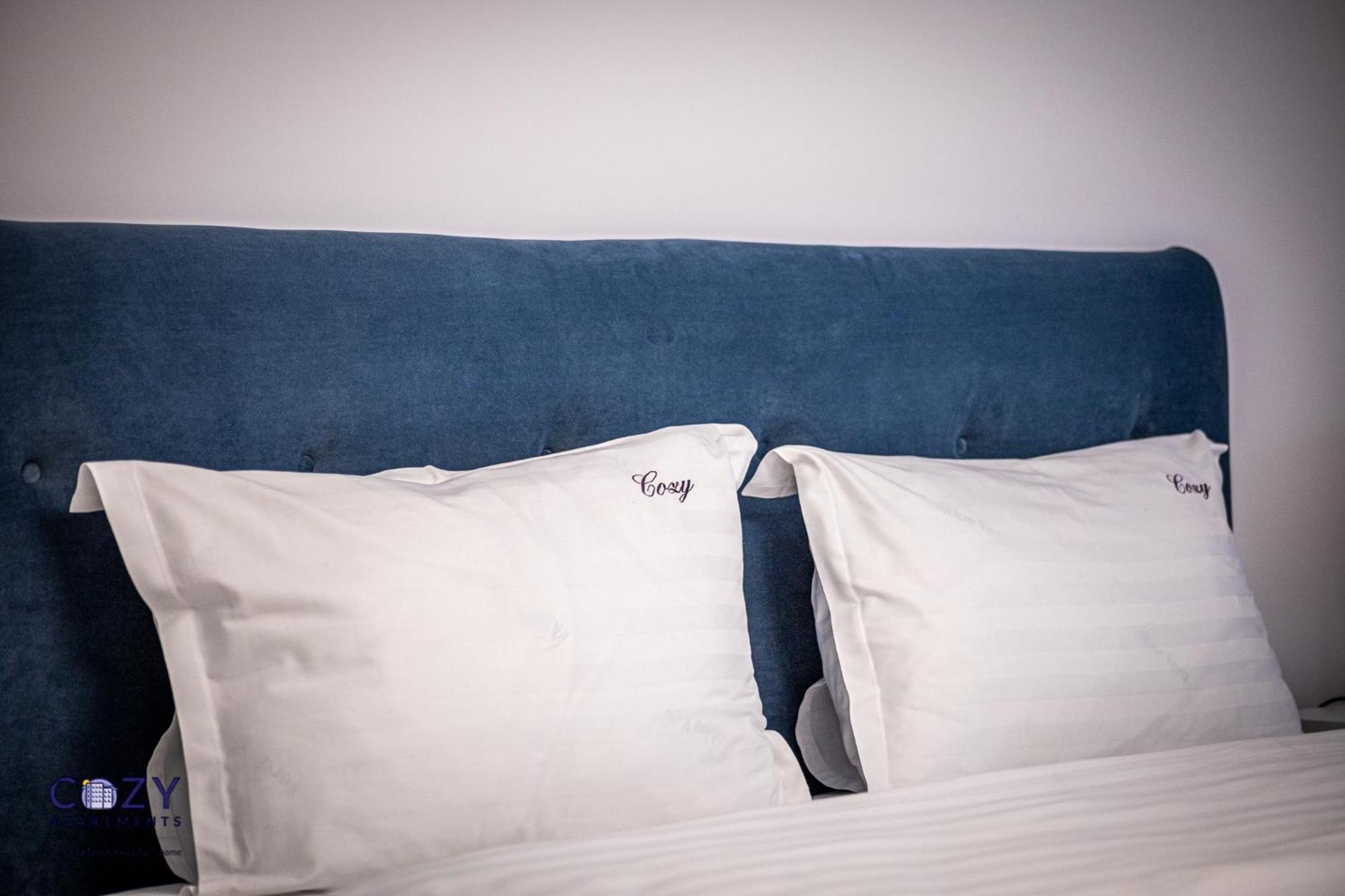 Cozy Collection Studios And Flats - Coresi Mall Braşov Buitenkant foto