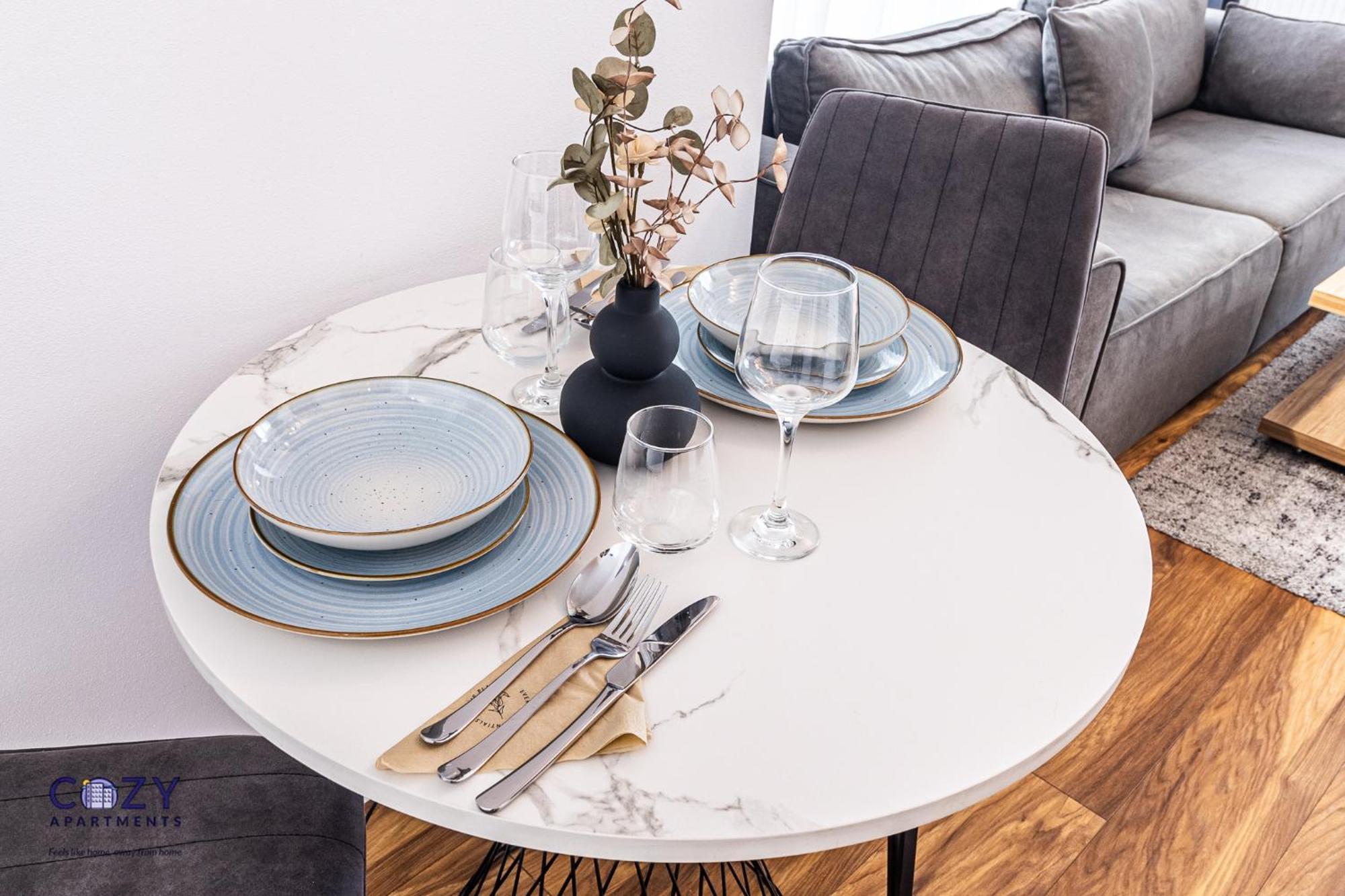 Cozy Collection Studios And Flats - Coresi Mall Braşov Buitenkant foto